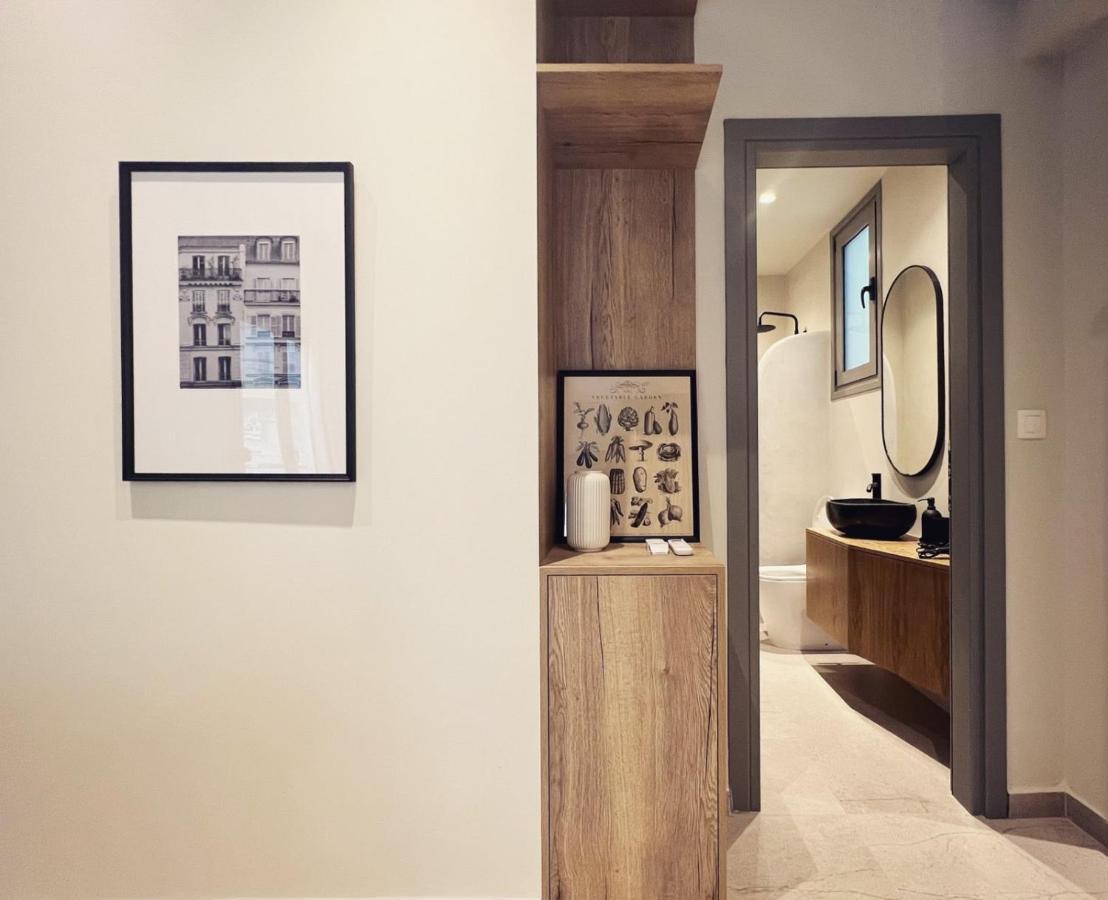 Luxurious Wooden Detail Flat In City Center Chalkís Exterior foto