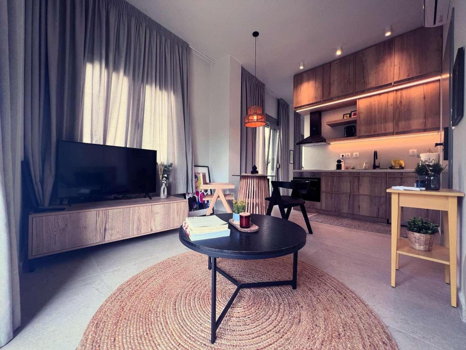 Luxurious Wooden Detail Flat In City Center Chalkís Exterior foto